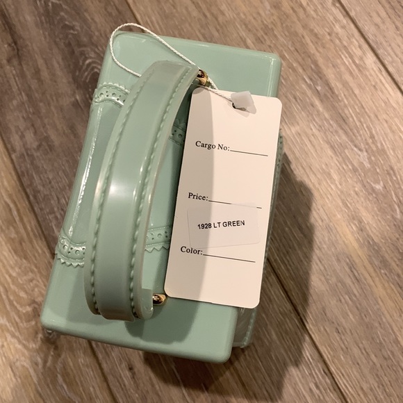 RL - Fun and flirty Light Green Mini Jelly Purse - Picture 5 of 13